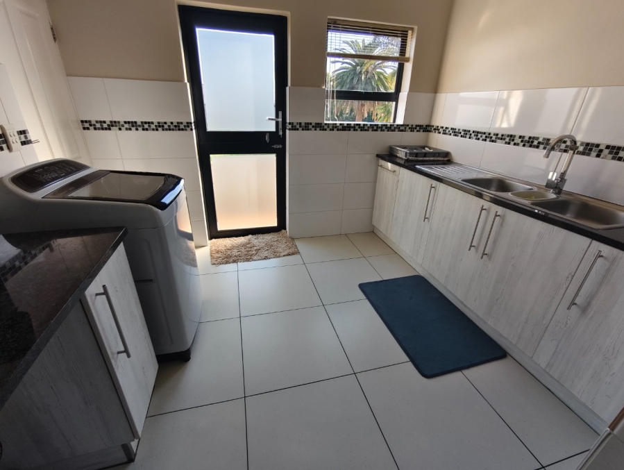 3 Bedroom Property for Sale in Berg En Dal Western Cape